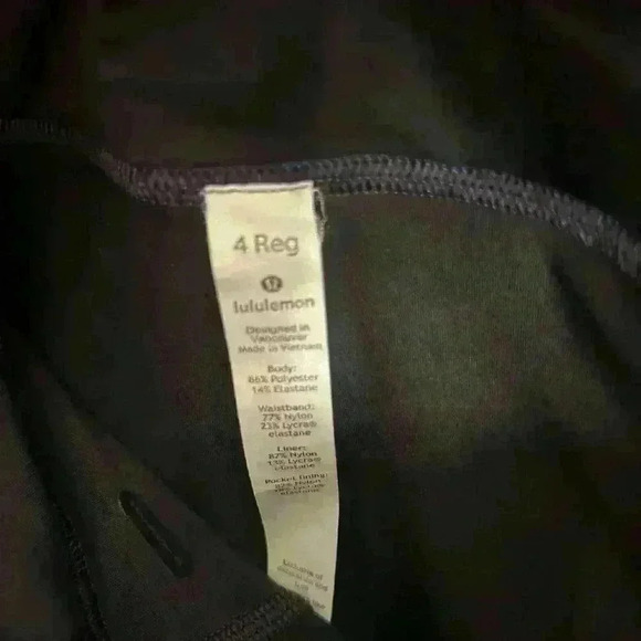 Lululemon woman's blue patterned size 4 pace rival skort - Picture 8 of 8